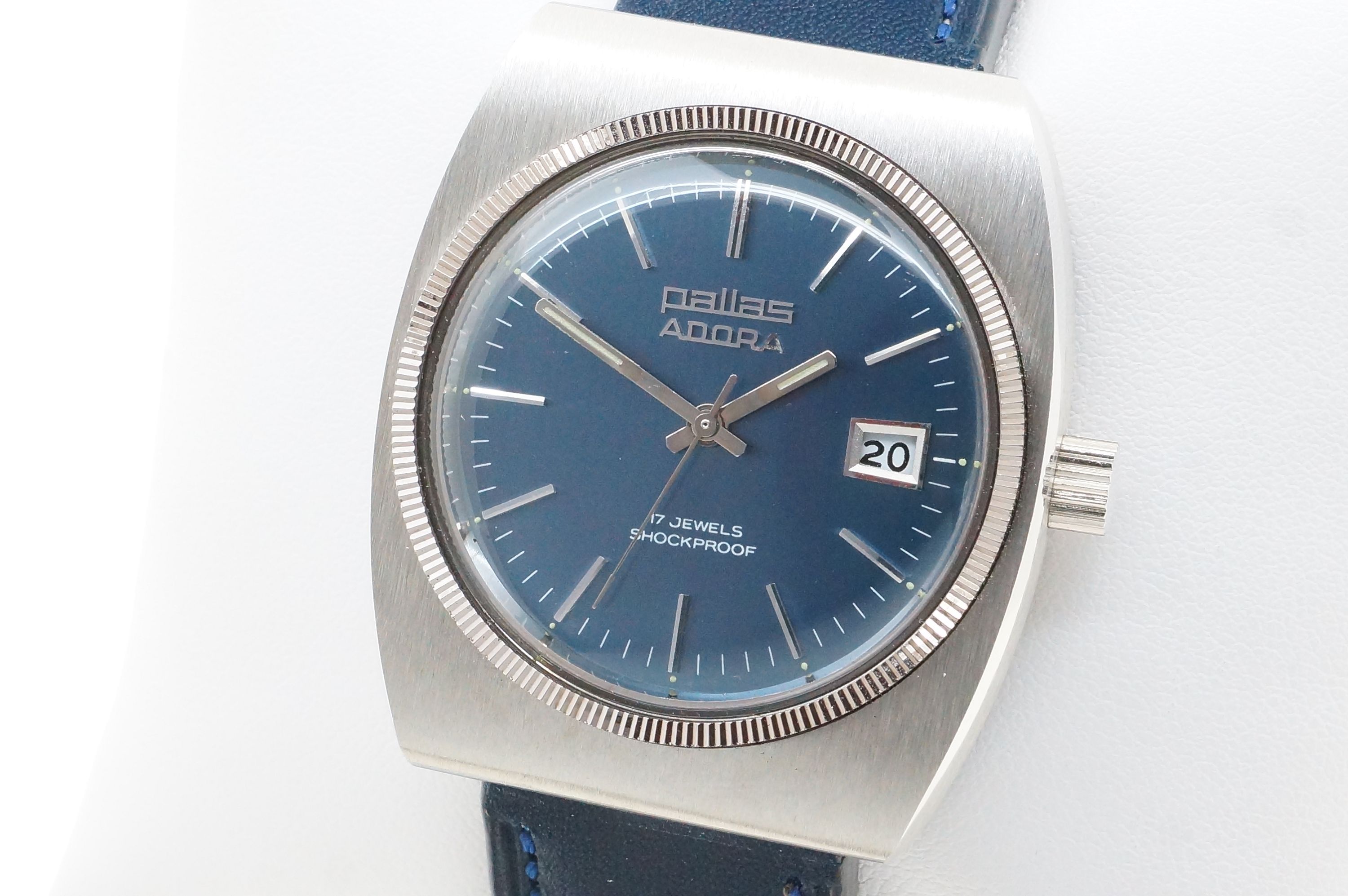 Pallas Adora 17 Jewels NOS – Lorsa P75A