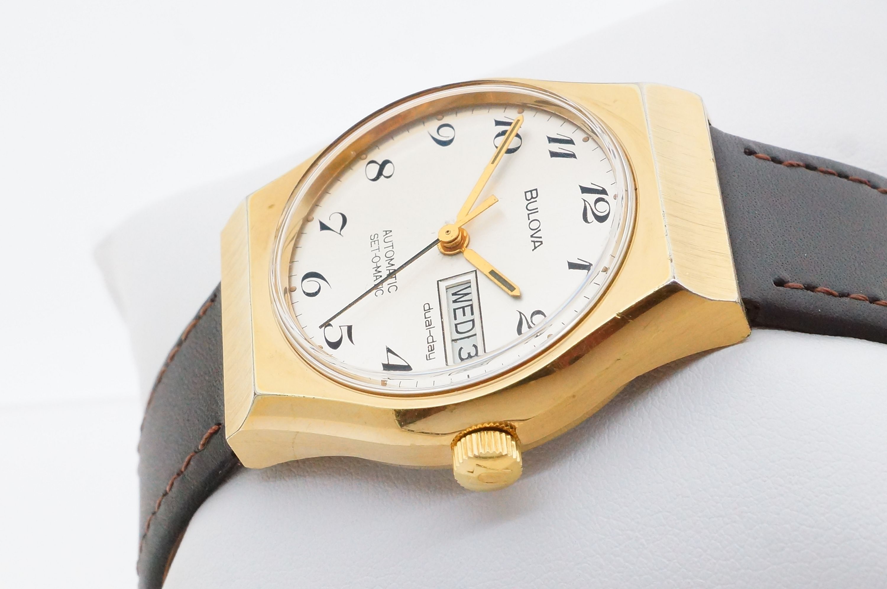 Bulova Set-O-Matic Dual-Day – ETA 2879 (1977)