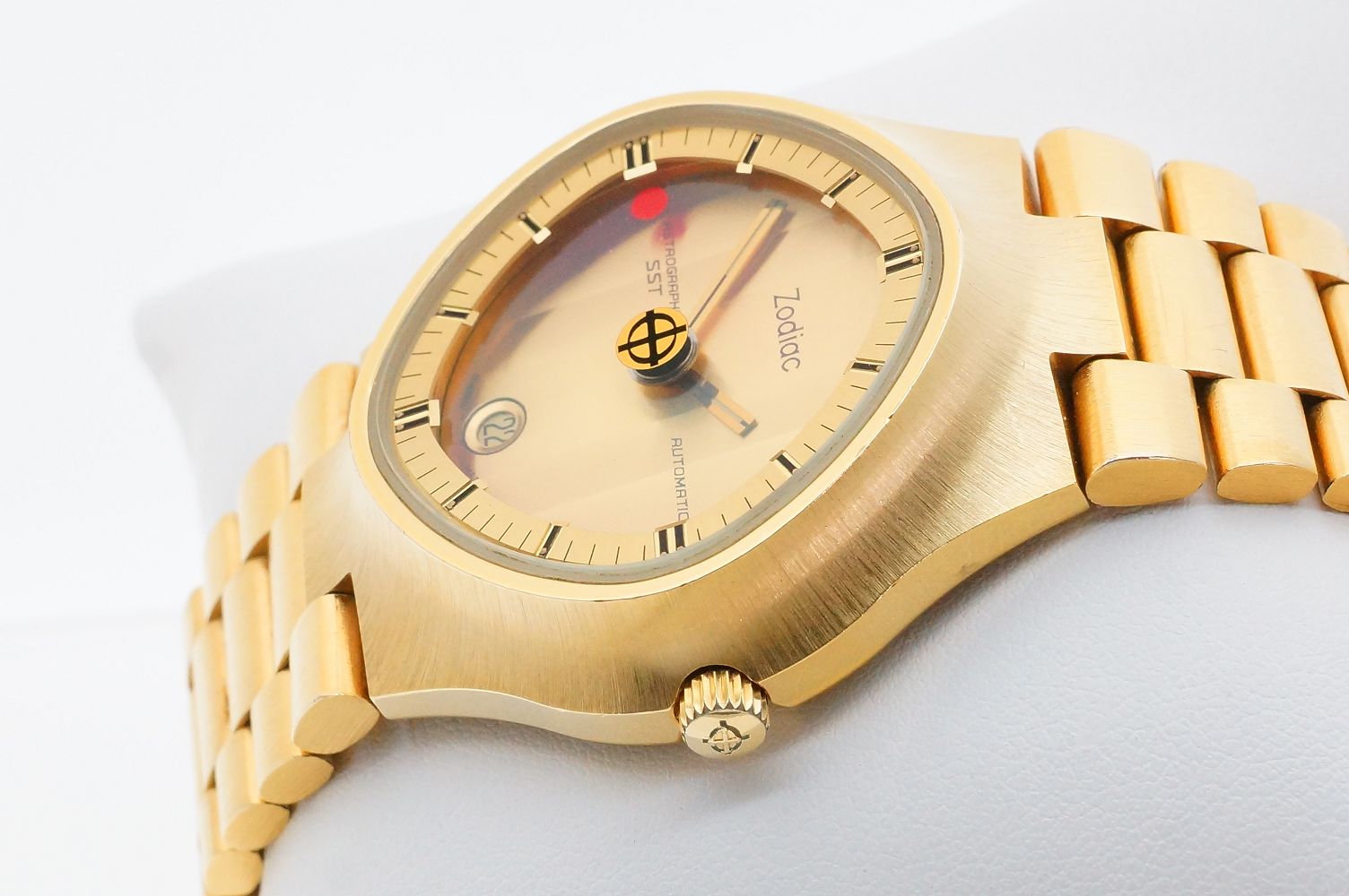 Zodiac Astrographic SST Automatic Mystery Dial – Kaliber 88B1