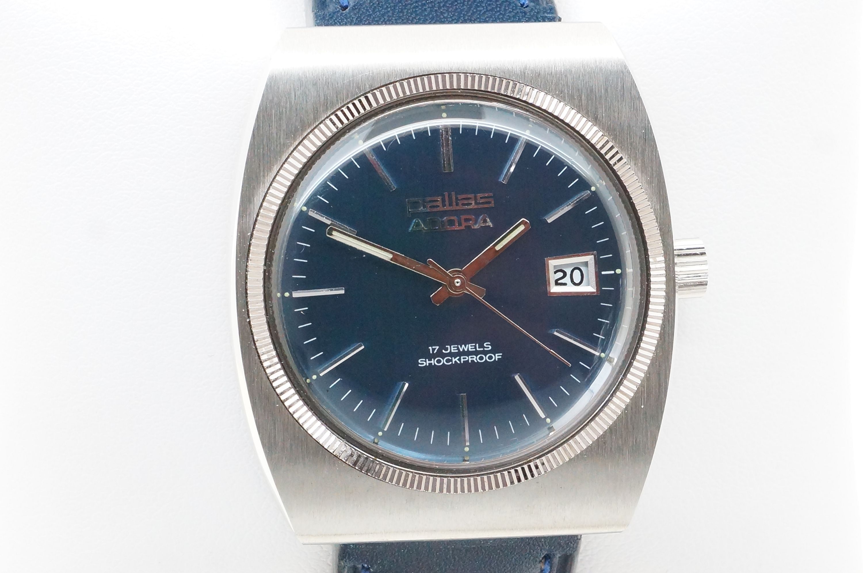Pallas Adora 17 Jewels NOS – Lorsa P75A