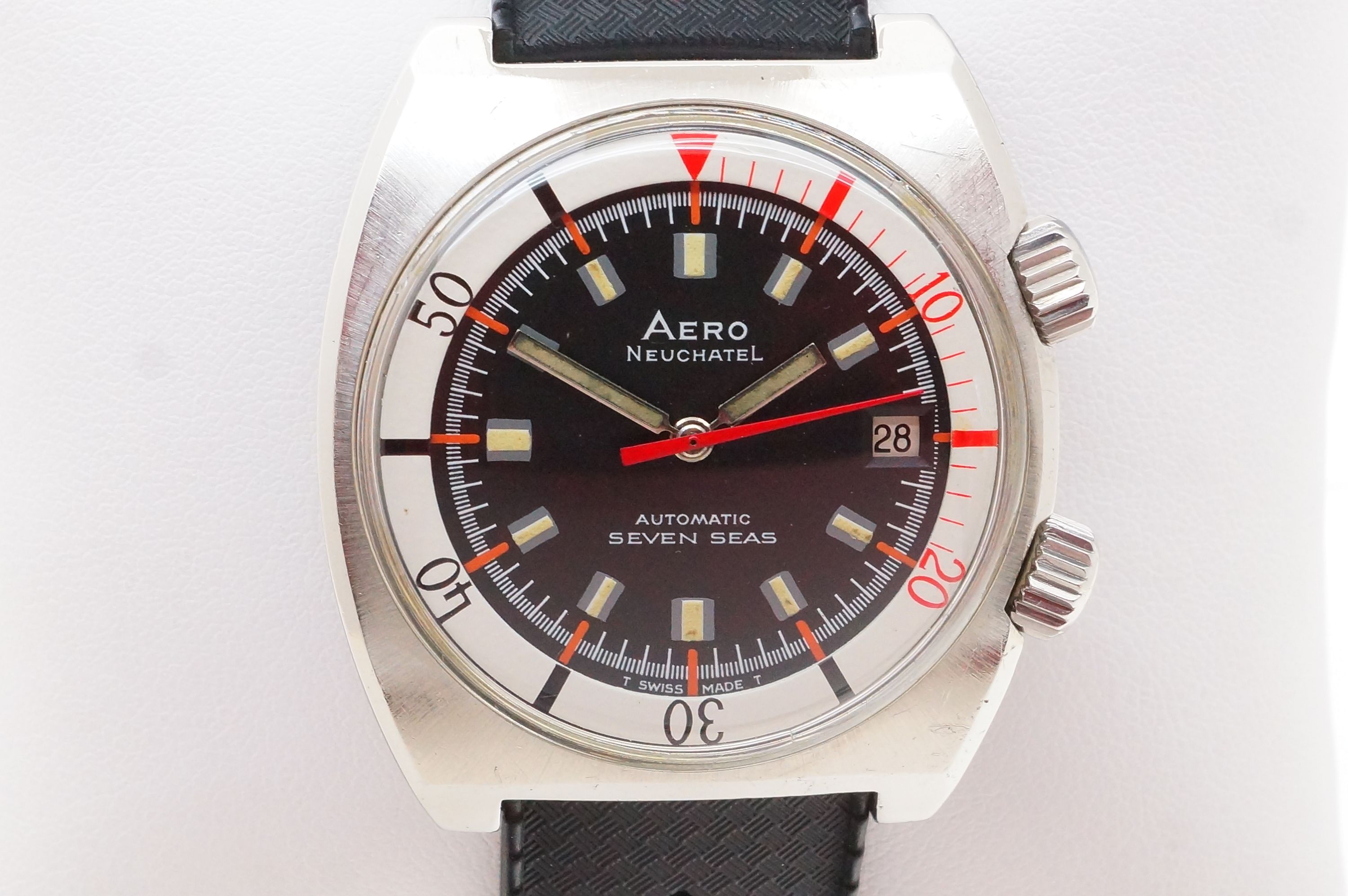 Aero Neuchatel Seven Seas Super Compressor Automatic 7322 – ETA 2622 (1969) Revision