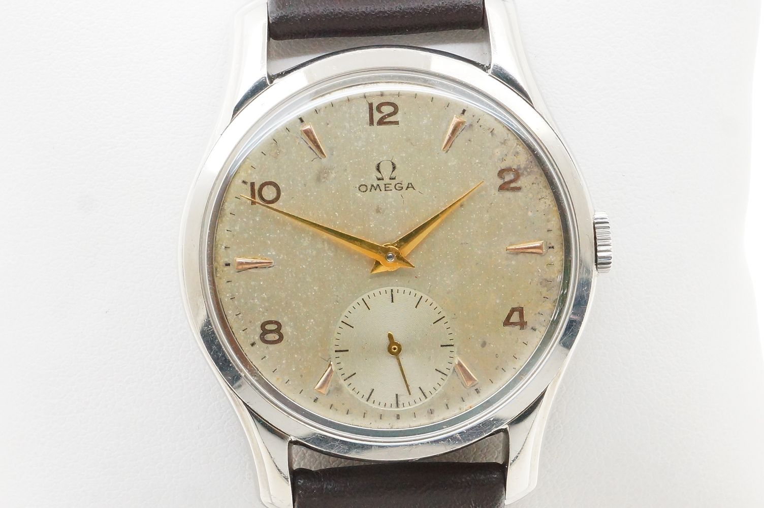 Omega Handaufzug Ref. 2488-4 – Kaliber 30T2PC (1947) REVISION