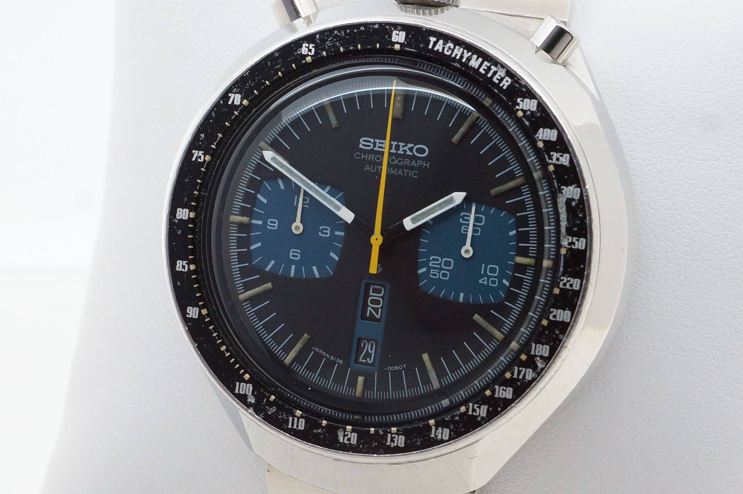 Seiko 6138-0040 Automatic Chronograph Bullhead – Kaliber 6138B (1974)