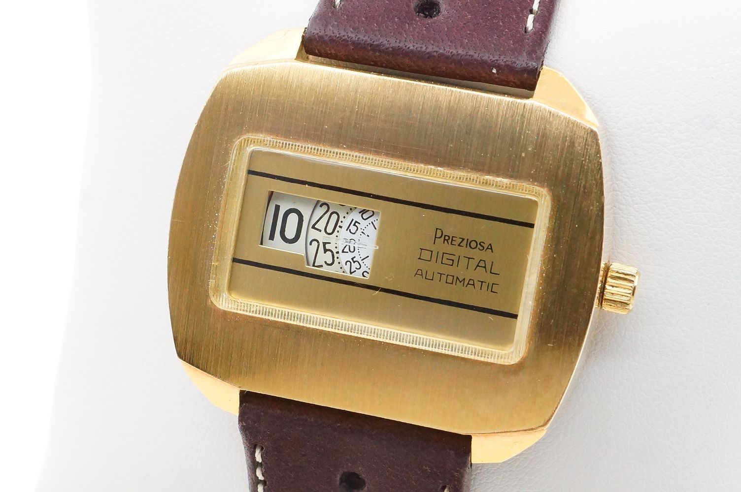 Preziosa Digital Scheibenuhr Automatic – Förster 221